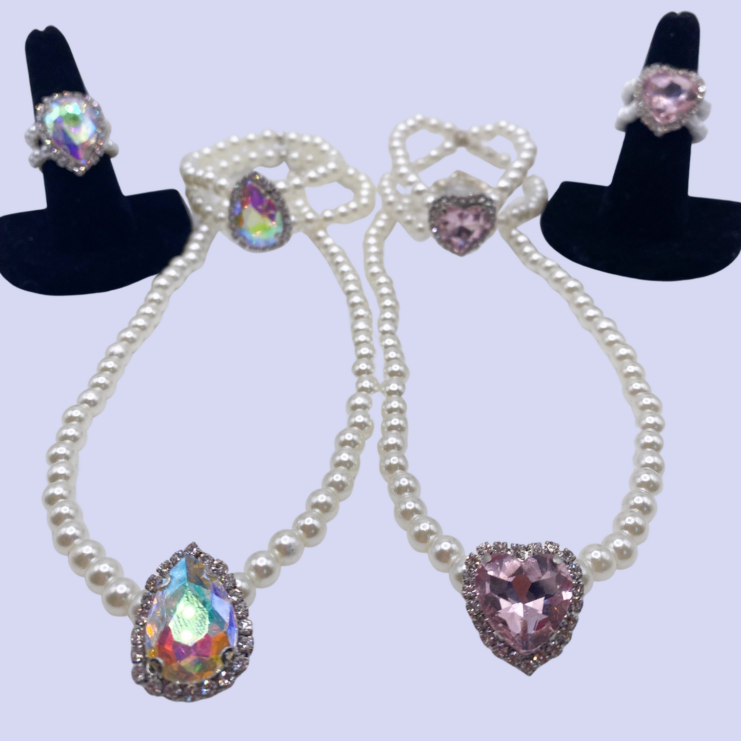 PEAR HALO NECKLACE